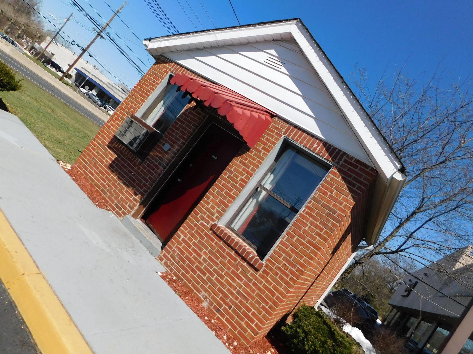 Mounts Motel Lawrenceville Exterior foto